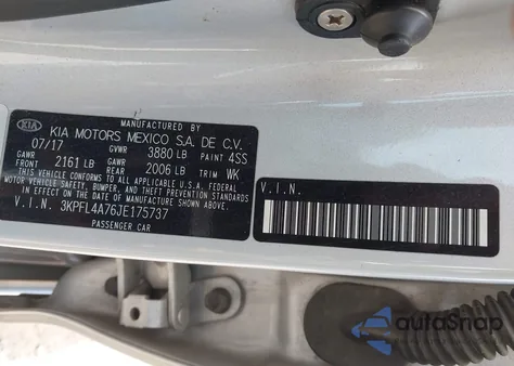 2018 Kia Forte Lx из США, поврежденный, VIN 3KPFL4A76JE175737